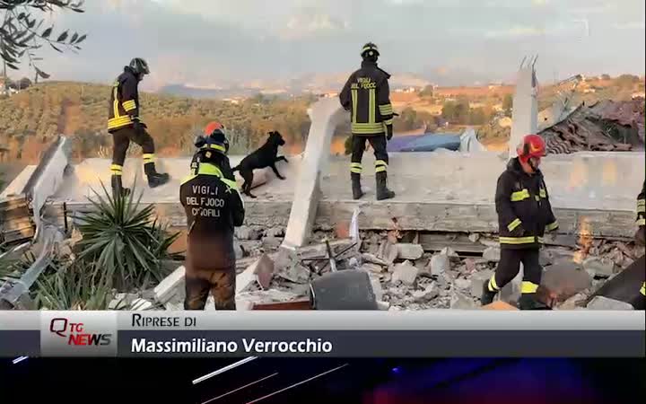 Città Sant'Angelo (PE): crolla villetta in strada brecciano